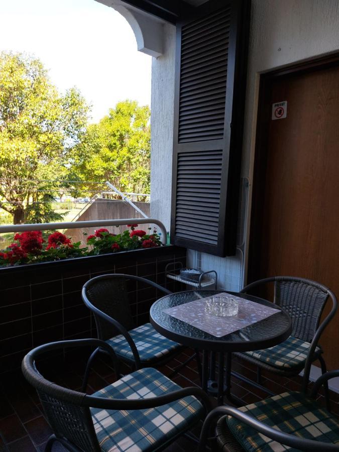 App Vesna Apartment Умаг Екстериор снимка